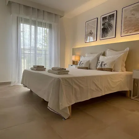 Domaine D'ahmosis, Modern 2 Bedrooms Refurbished Apartment, F3 Moderne Fraichement Renove * Le Cannet
